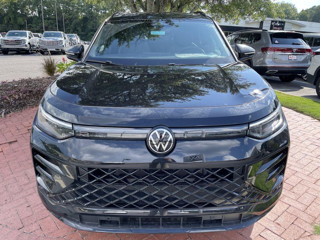 new 2025 Volkswagen Tiguan car, priced at $36,729