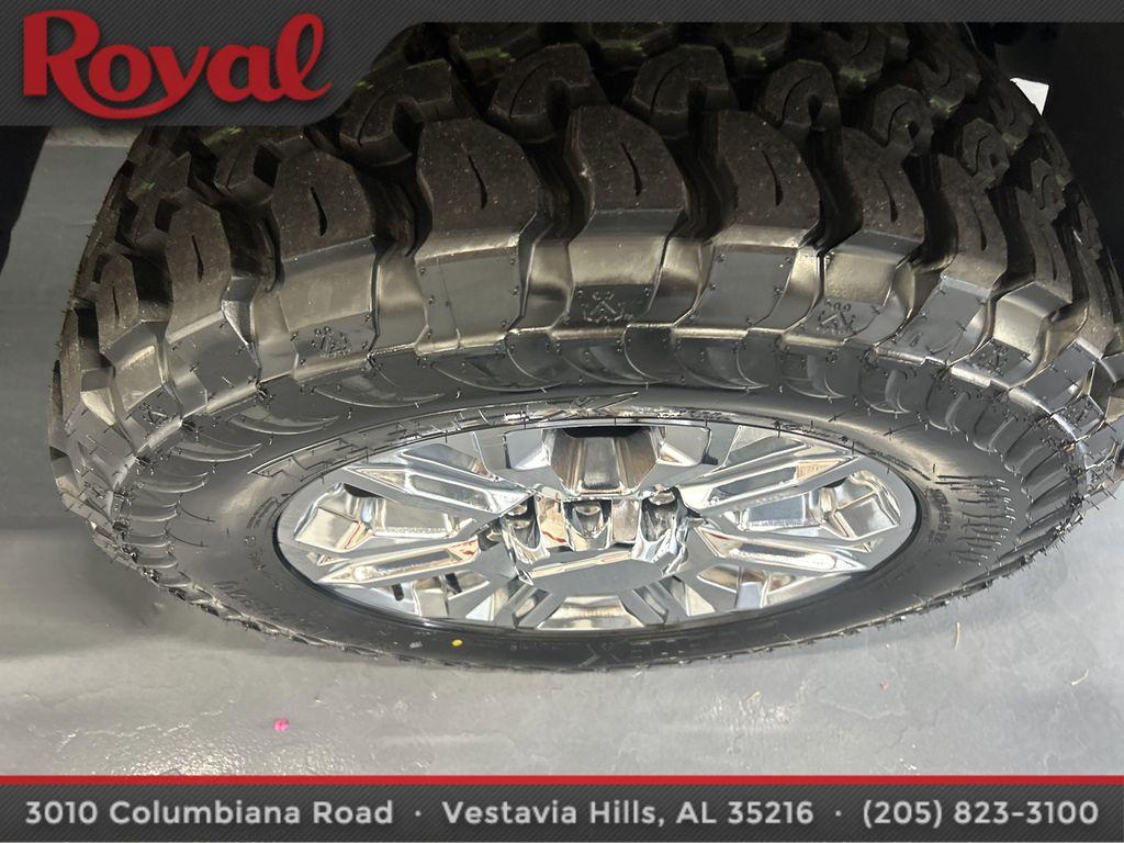 used 2024 Chevrolet Silverado 2500 car, priced at $51,987