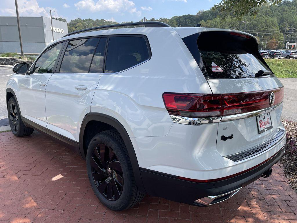 new 2026 Volkswagen Atlas car, priced at $45,431