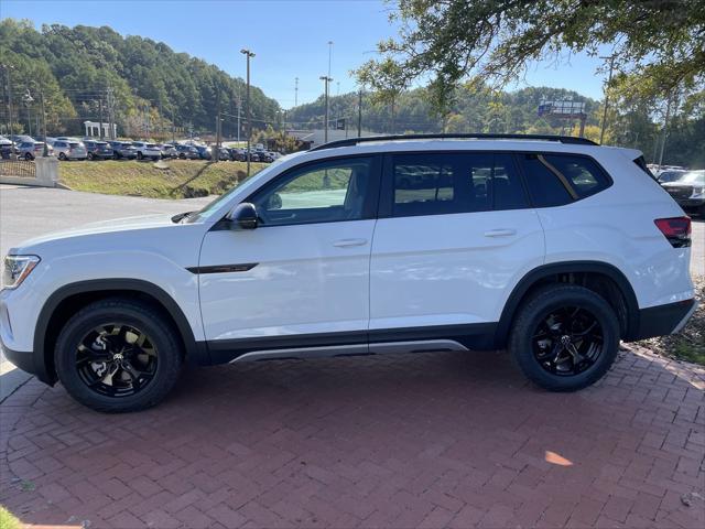 new 2025 Volkswagen Atlas car, priced at $47,259