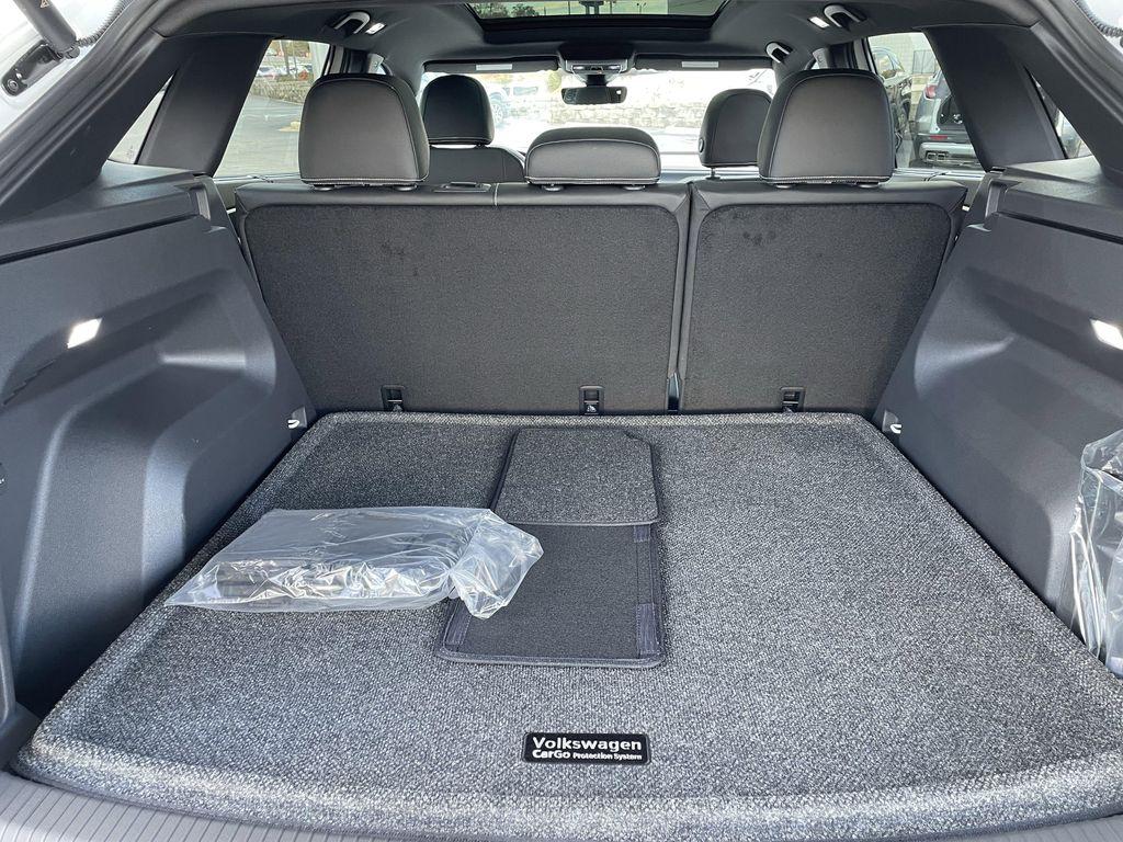 new 2026 Volkswagen Atlas Cross Sport car, priced at $50,542