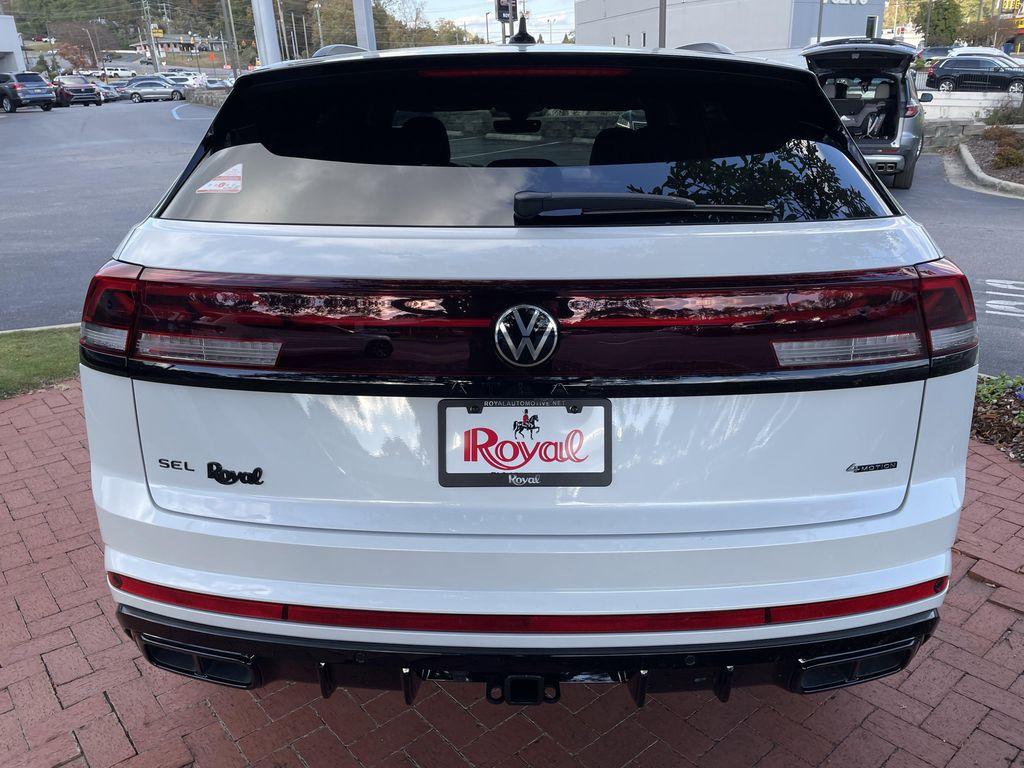 new 2026 Volkswagen Atlas Cross Sport car, priced at $50,542