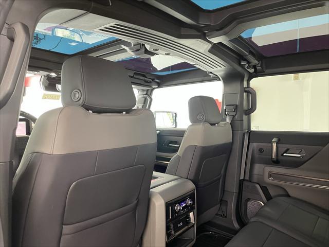 new 2025 GMC HUMMER EV Pickup car, priced at $101,515