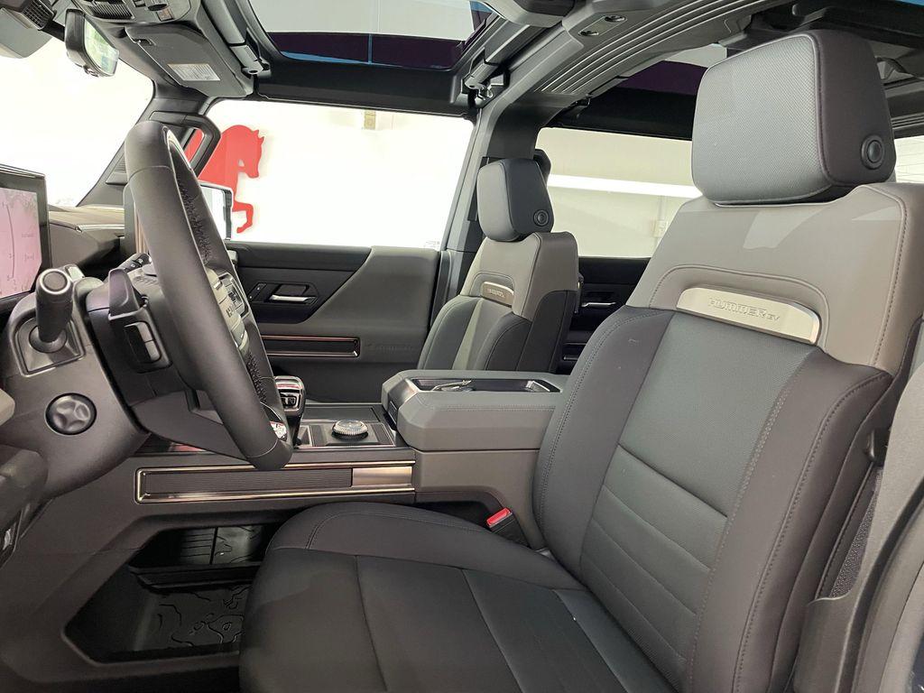 new 2025 GMC HUMMER EV Pickup car, priced at $100,515
