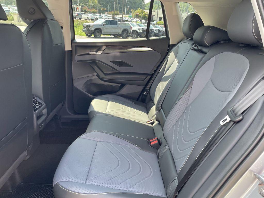 new 2025 Volkswagen Tiguan car, priced at $33,527