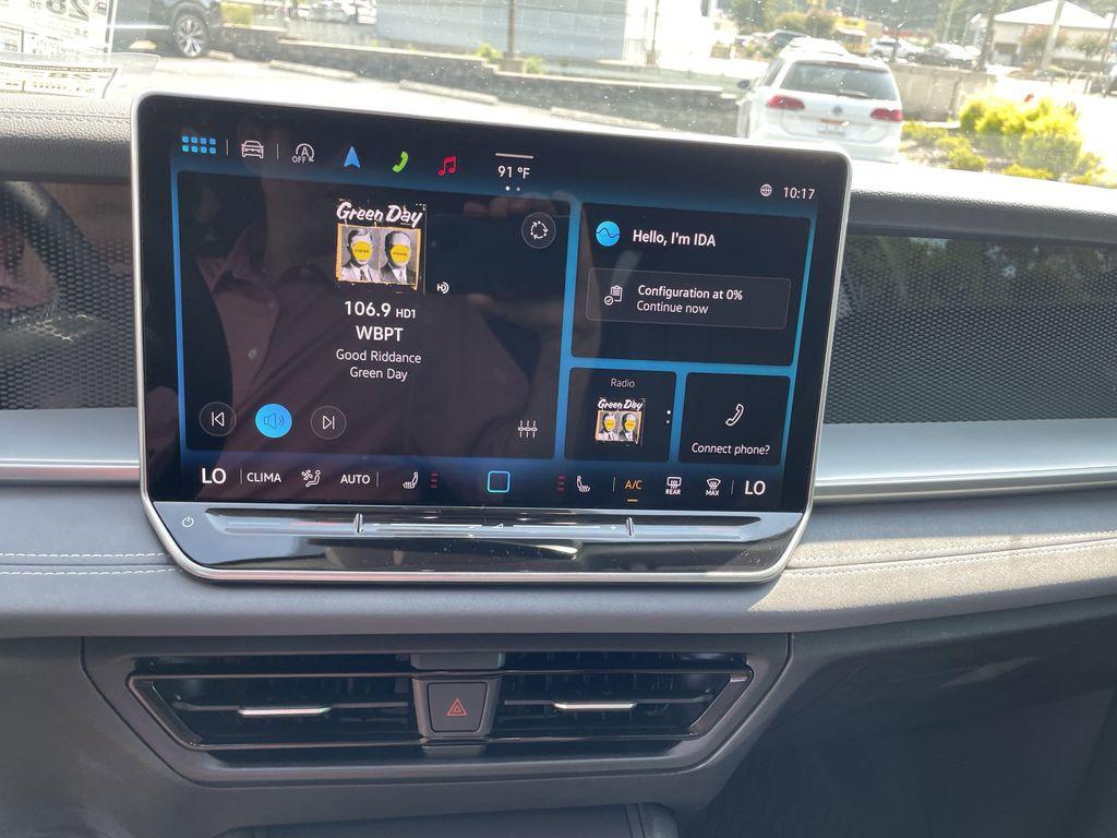 new 2025 Volkswagen Tiguan car, priced at $33,527