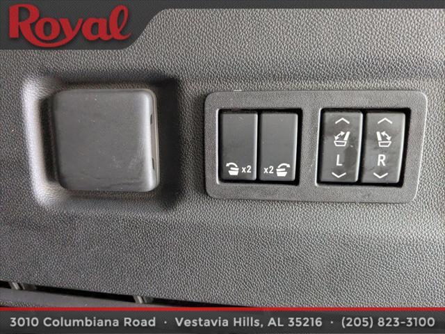 used 2023 GMC Yukon XL car, priced at $62,797