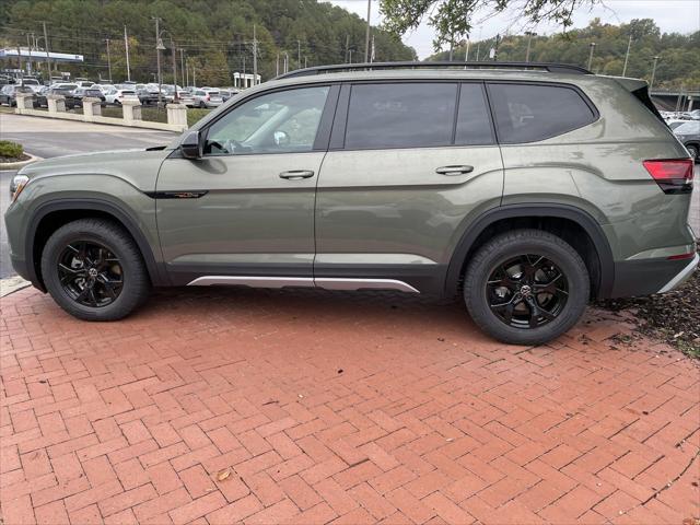 new 2025 Volkswagen Atlas car, priced at $46,661