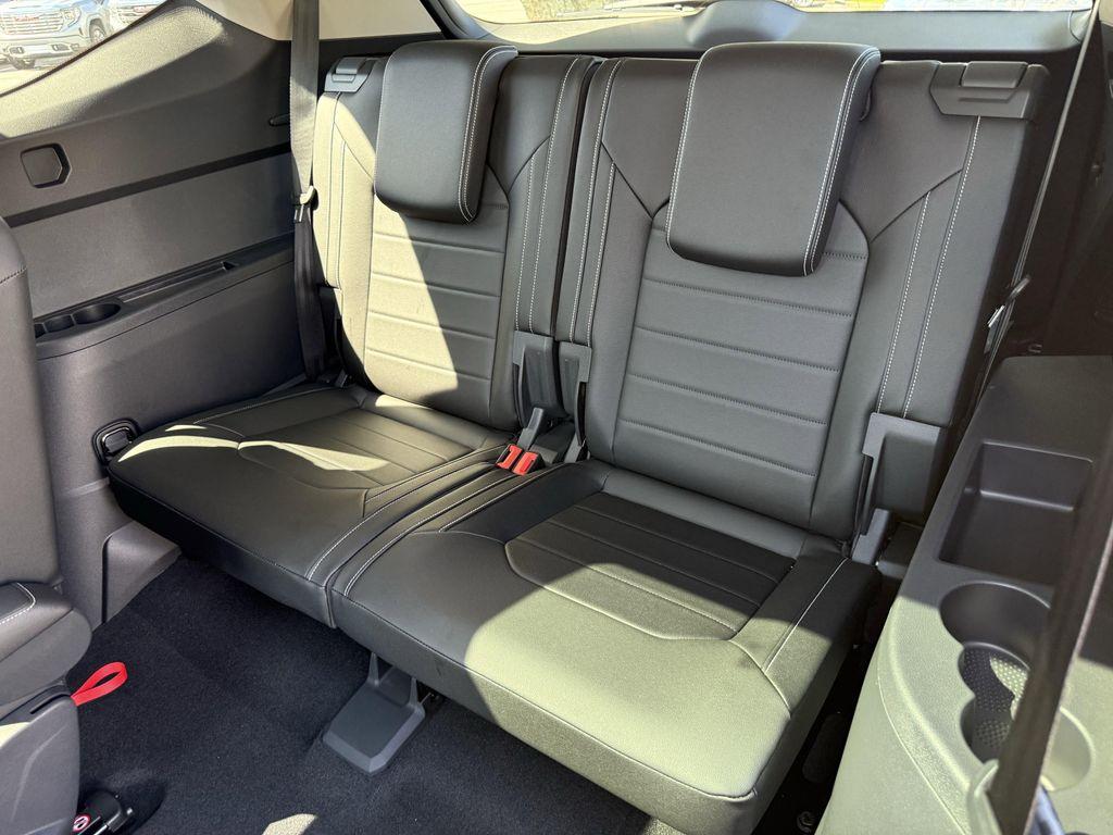 new 2026 Volkswagen Atlas car, priced at $50,041