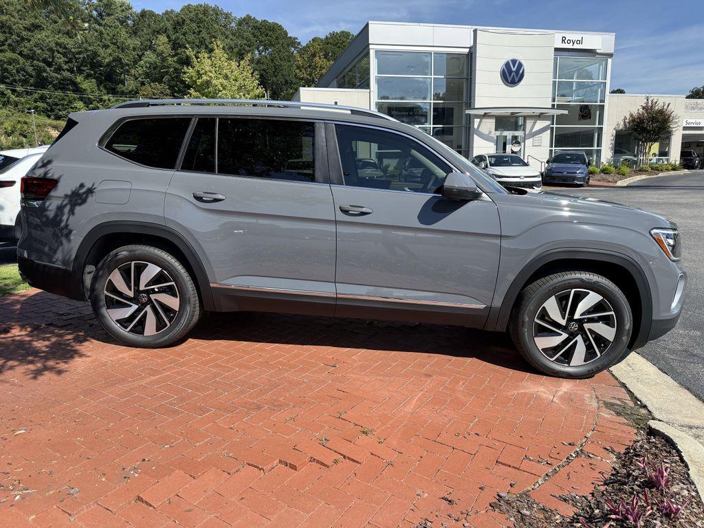 new 2026 Volkswagen Atlas car, priced at $50,041