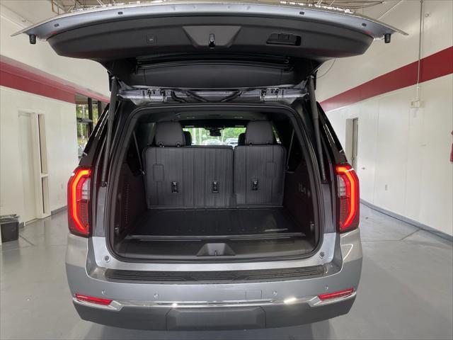 new 2025 GMC Yukon XL car, priced at $77,085