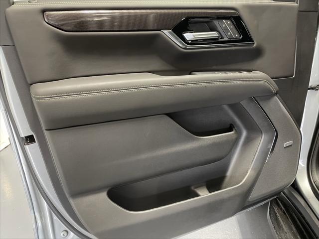 new 2025 GMC Yukon XL car, priced at $77,085