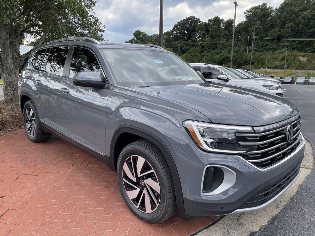 new 2026 Volkswagen Atlas car, priced at $49,582
