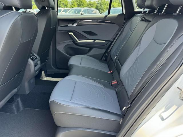 new 2025 Volkswagen Tiguan car, priced at $39,586