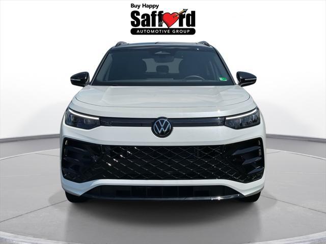 new 2025 Volkswagen Tiguan car, priced at $39,586