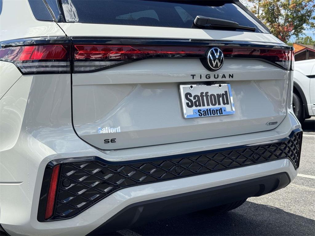 new 2025 Volkswagen Tiguan car, priced at $37,741