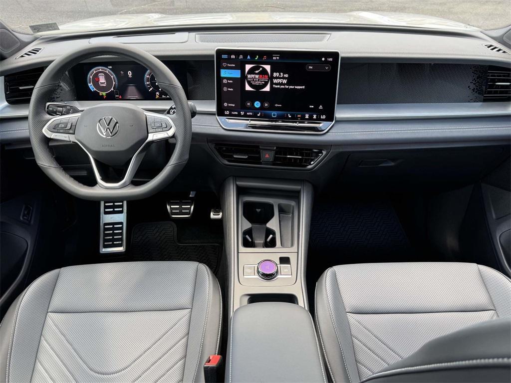 new 2025 Volkswagen Tiguan car, priced at $37,741