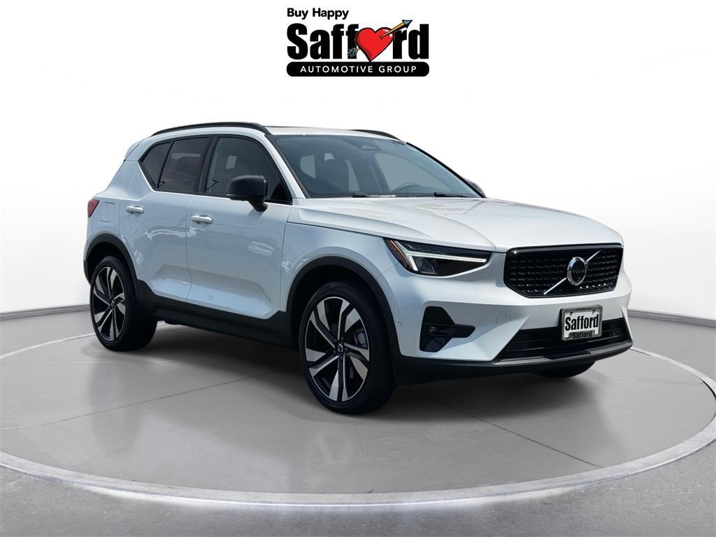 used 2024 Volvo XC40 car, priced at $33,272