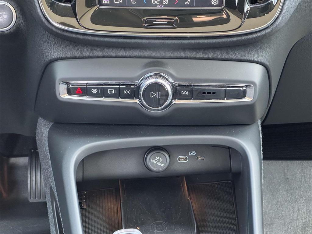 used 2024 Volvo XC40 car, priced at $33,272