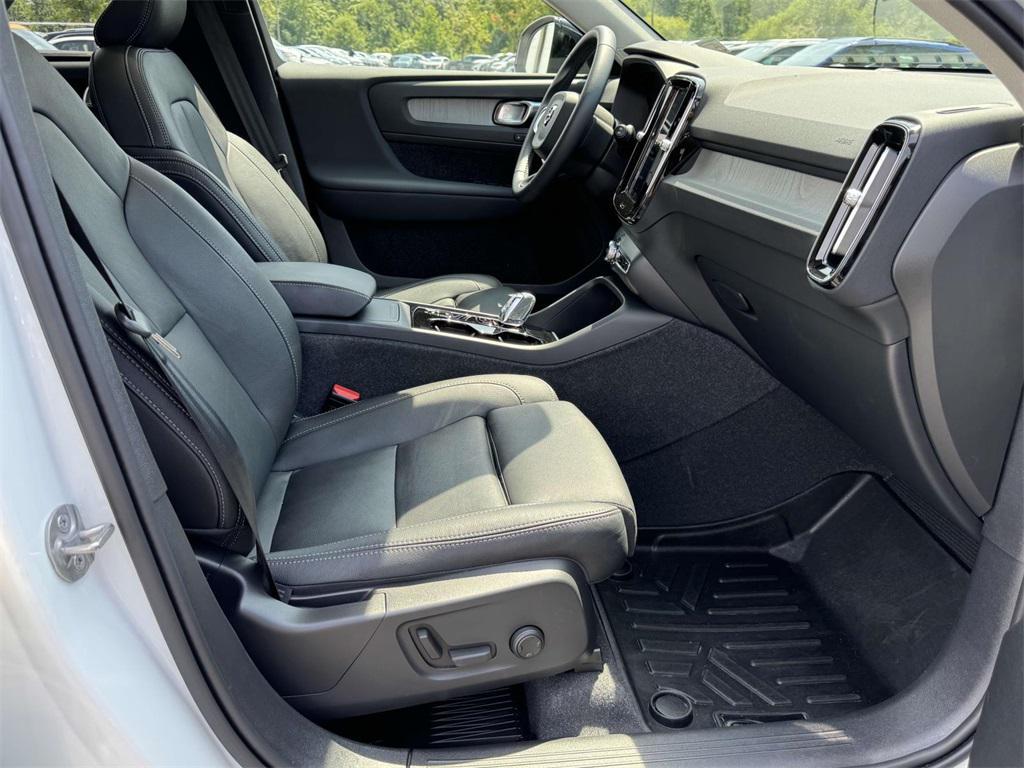 used 2024 Volvo XC40 car, priced at $33,272
