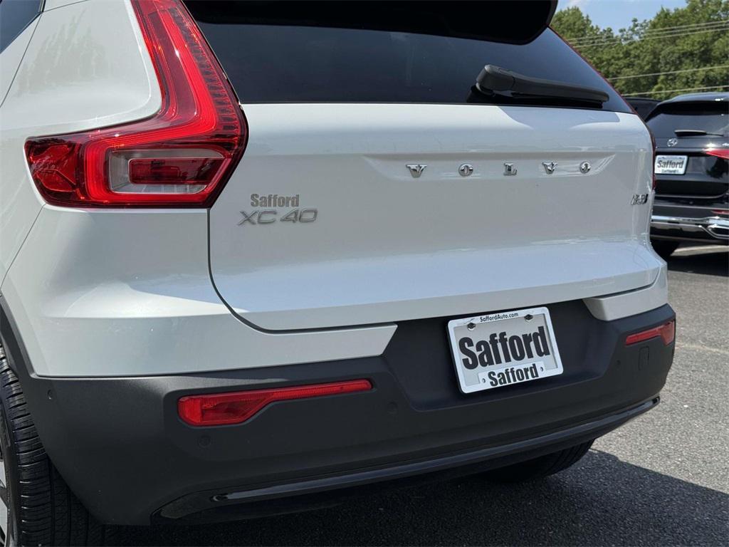 used 2024 Volvo XC40 car, priced at $33,272