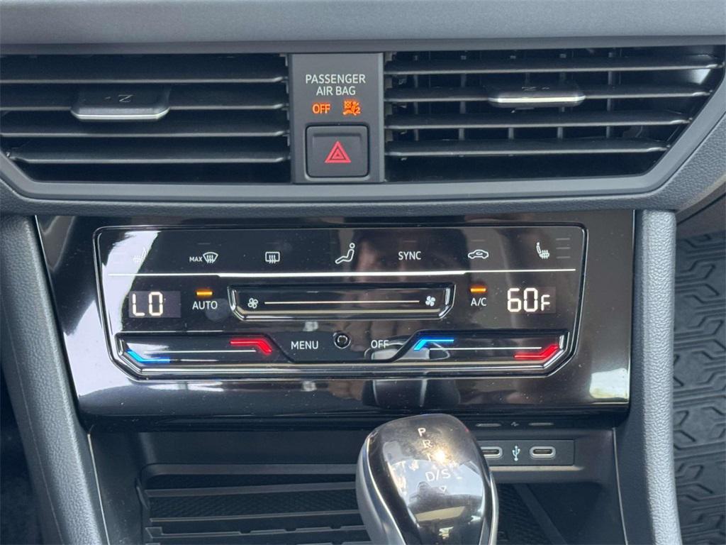 new 2025 Volkswagen Jetta car, priced at $27,703
