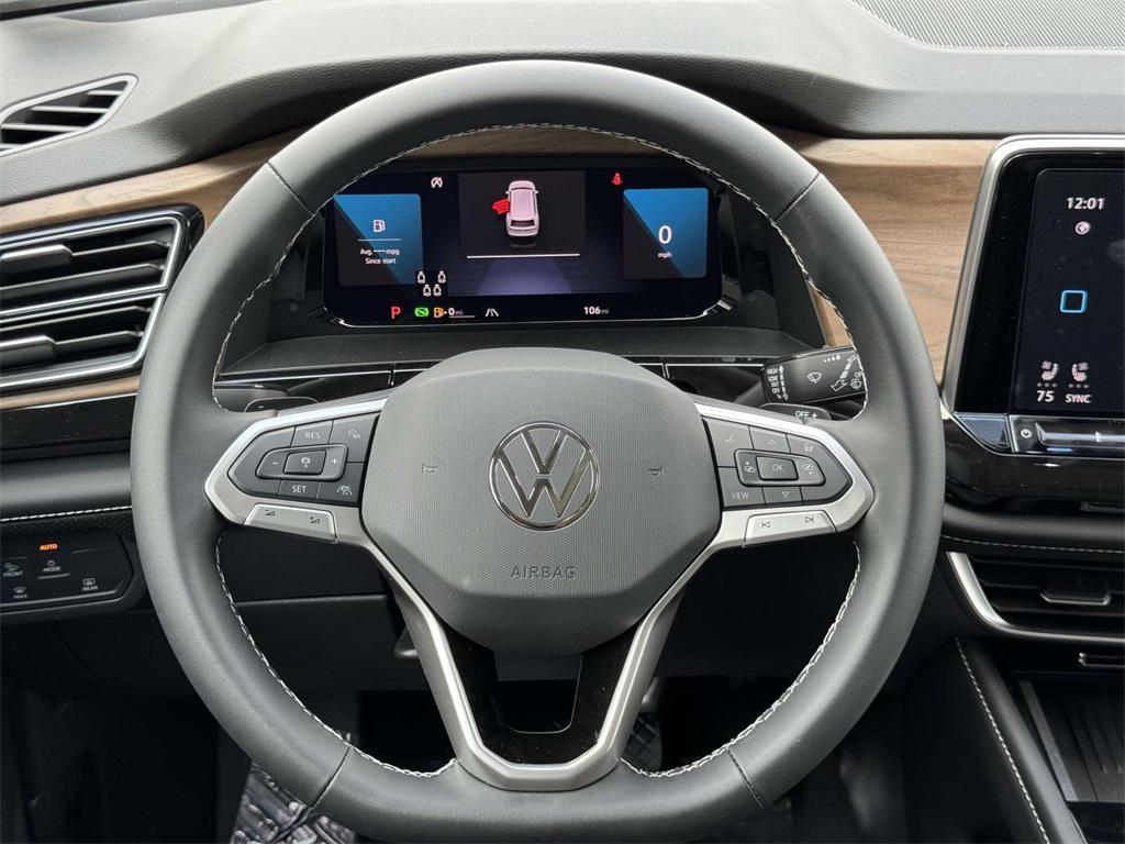 new 2025 Volkswagen Atlas car, priced at $47,482