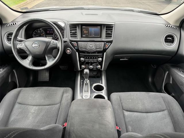 used 2014 Nissan Pathfinder car, priced at $6,500