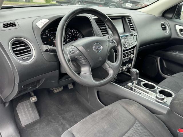 used 2014 Nissan Pathfinder car, priced at $6,500