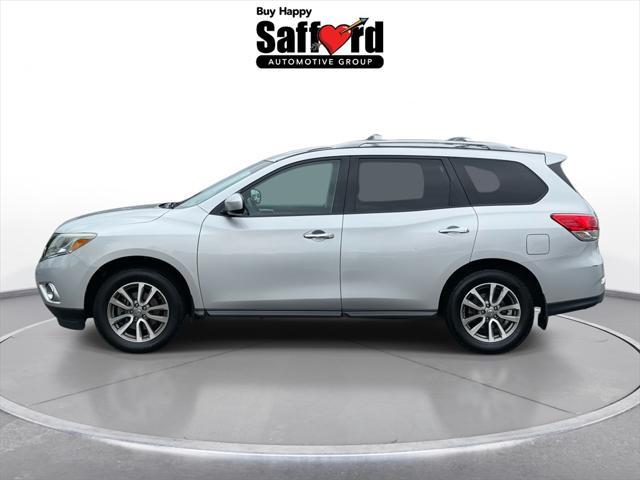 used 2014 Nissan Pathfinder car, priced at $6,500