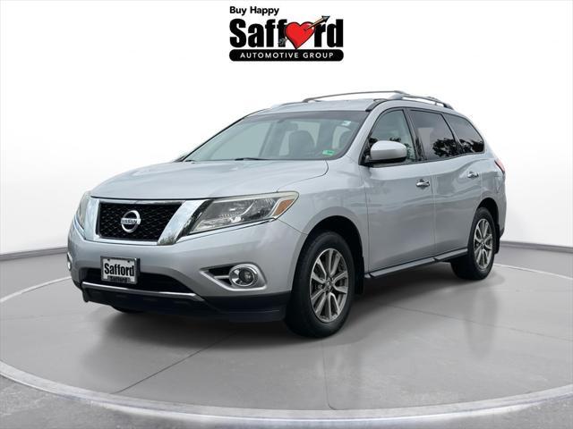 used 2014 Nissan Pathfinder car, priced at $6,500