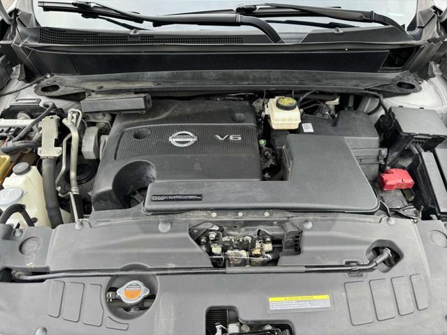 used 2014 Nissan Pathfinder car, priced at $6,500