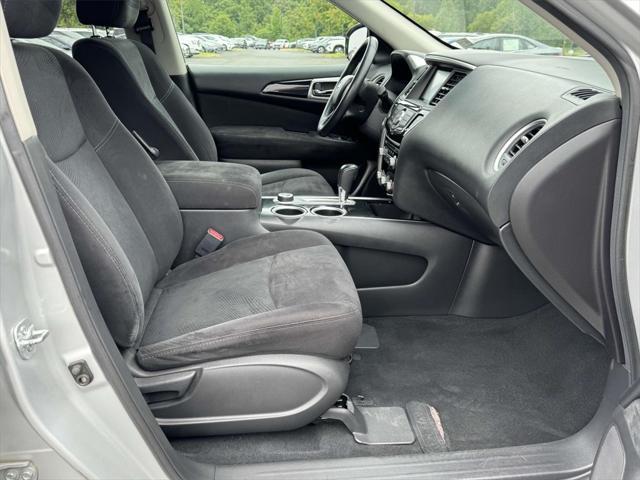 used 2014 Nissan Pathfinder car, priced at $6,500