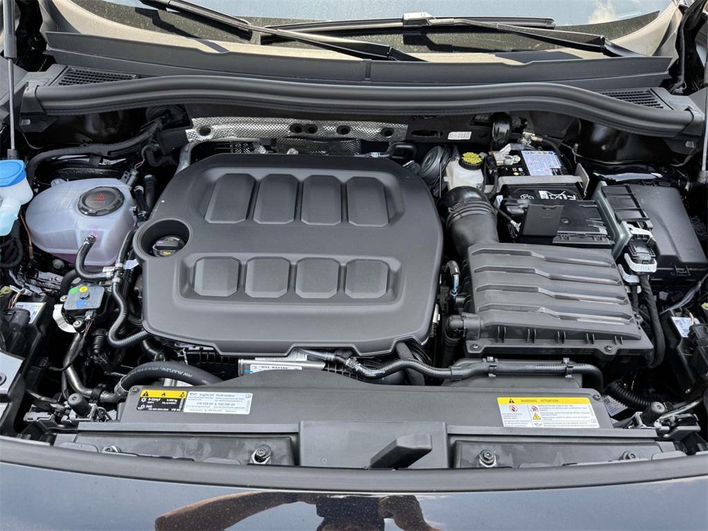 new 2025 Volkswagen Tiguan car, priced at $36,486