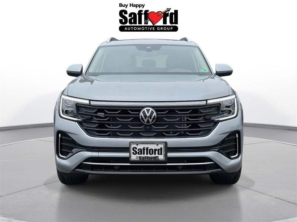 new 2025 Volkswagen Atlas car, priced at $54,493