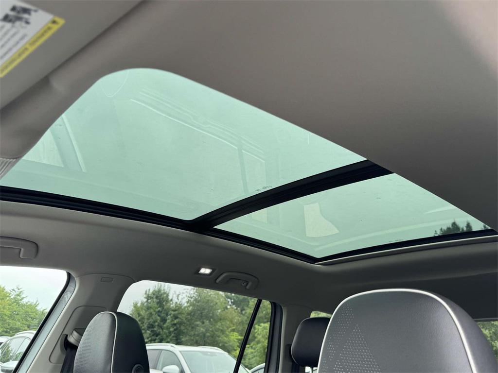 new 2025 Volkswagen Atlas car, priced at $54,493