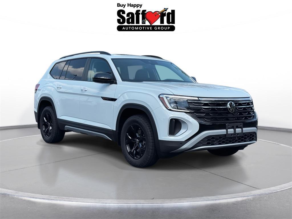 new 2025 Volkswagen Atlas car, priced at $48,641