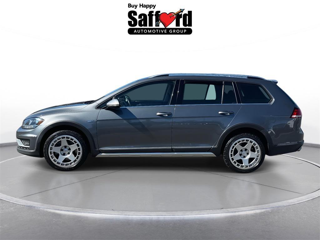 used 2018 Volkswagen Golf Alltrack car, priced at $14,000