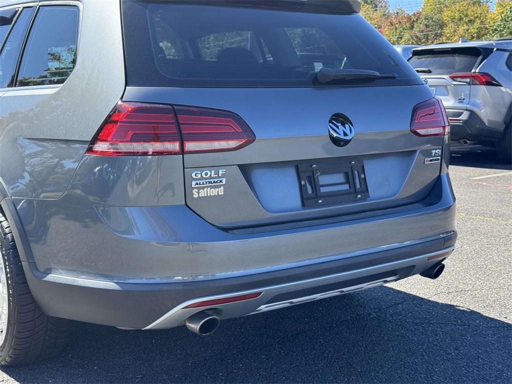 used 2018 Volkswagen Golf Alltrack car, priced at $14,000