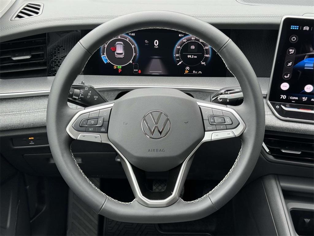 new 2025 Volkswagen Tiguan car, priced at $30,761