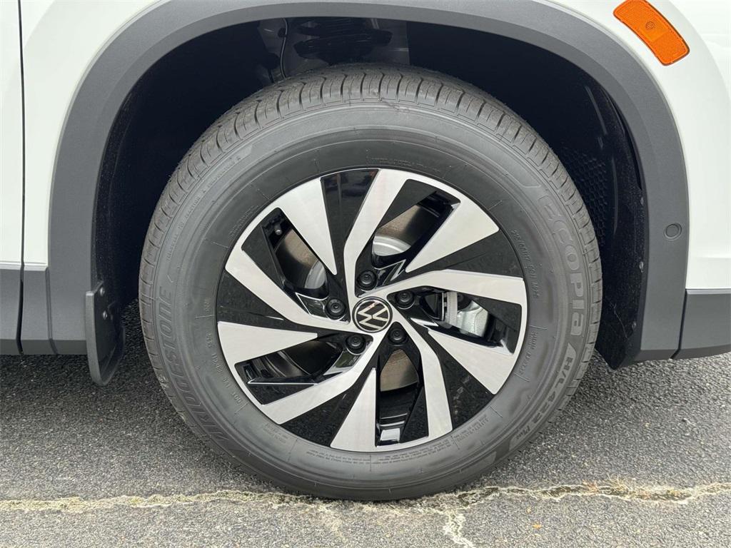 new 2025 Volkswagen Tiguan car, priced at $30,761