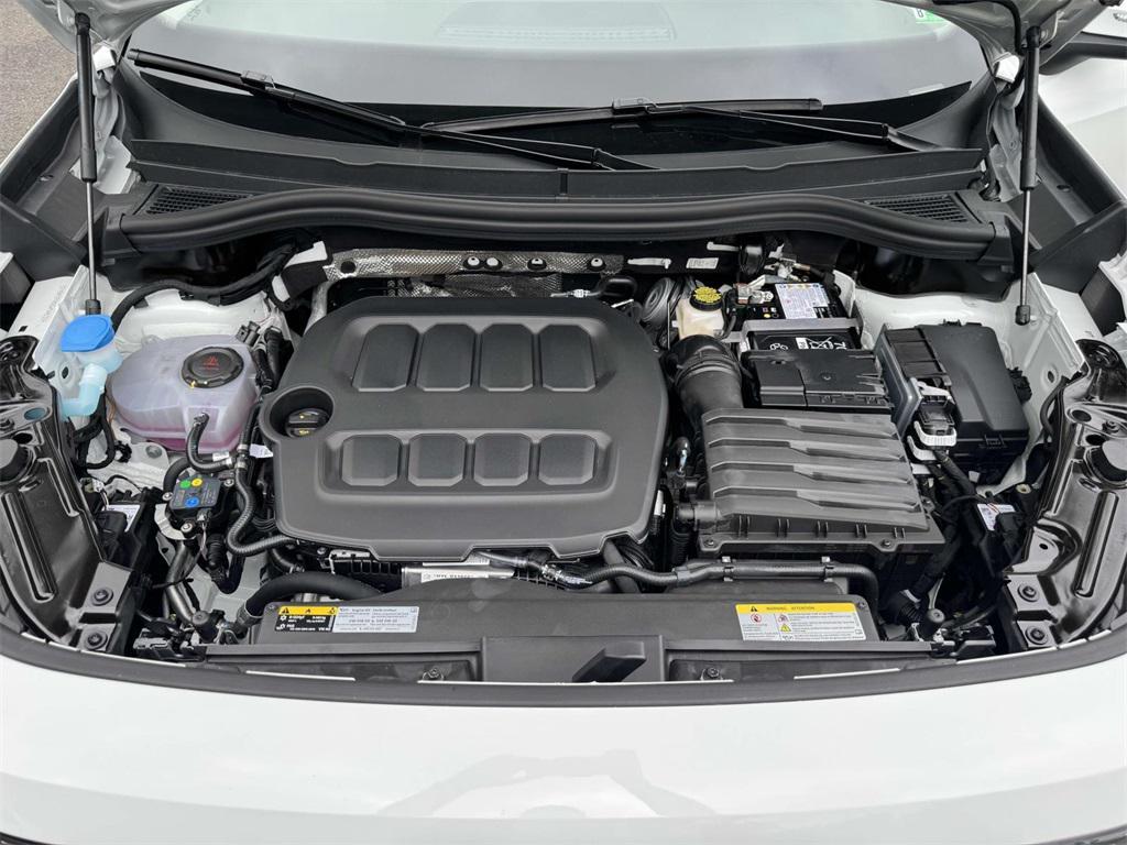 new 2025 Volkswagen Tiguan car, priced at $30,761