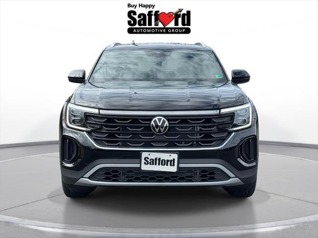new 2025 Volkswagen Atlas Cross Sport car, priced at $37,516