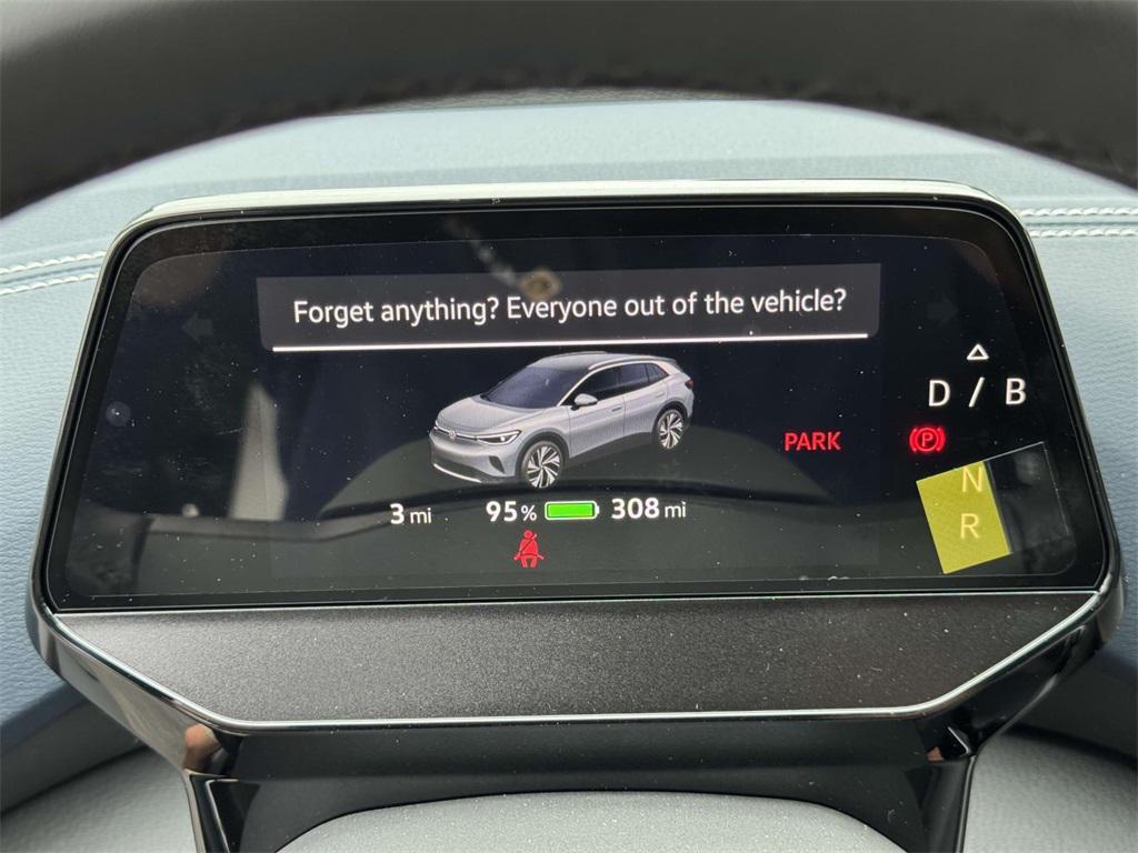 new 2025 Volkswagen ID.4 car, priced at $46,031