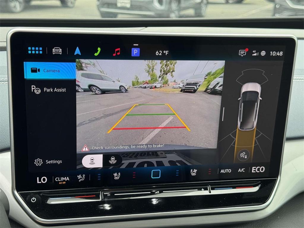 new 2025 Volkswagen ID.4 car, priced at $46,031