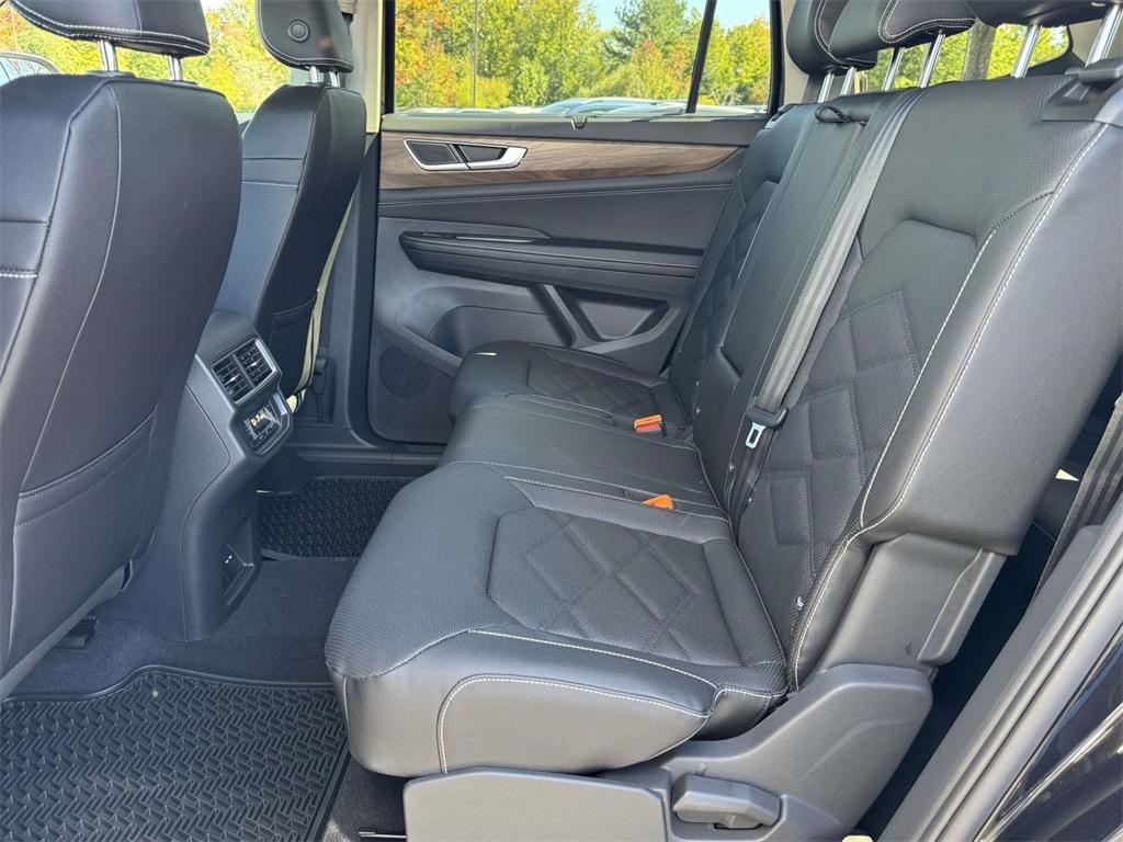 new 2026 Volkswagen Atlas car, priced at $49,799