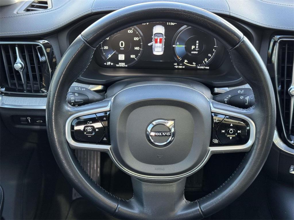 used 2021 Volvo S60 Recharge Plug-In Hybrid car, priced at $29,889