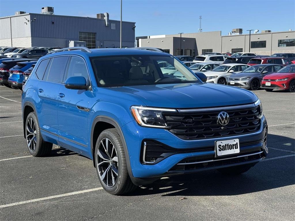 new 2025 Volkswagen Atlas car, priced at $55,504