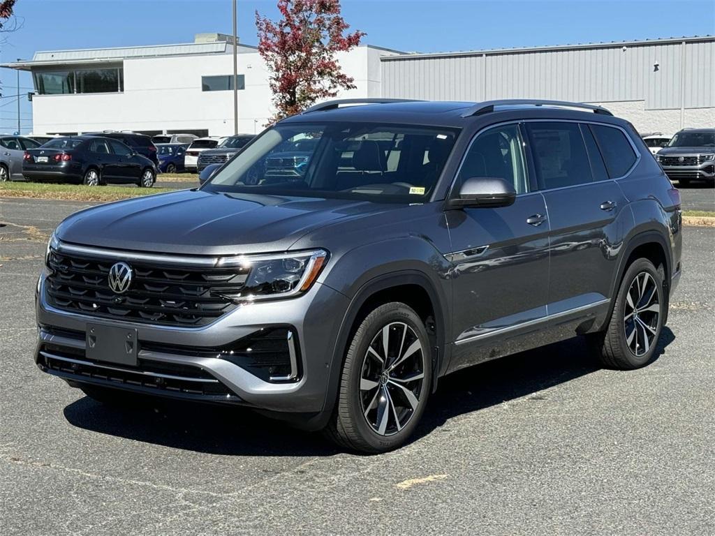 new 2025 Volkswagen Atlas car, priced at $55,949