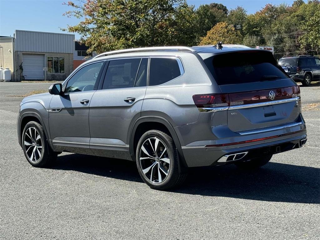 new 2025 Volkswagen Atlas car, priced at $55,949